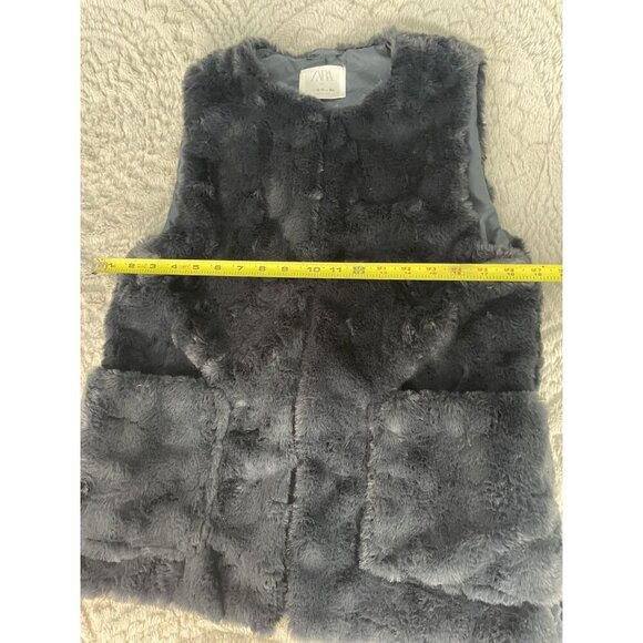 Zara Outerwear Collection Blue Faux Fur Girls Kids Vest 13/14 NWOT - Picture 6 of 8